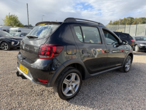 2017 Dacia Sandero Stepway 0.9 Stepway Ambiance Tce 90 in Black — image 2