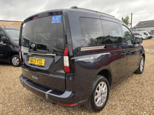2023 Ford Tourneo Connect Wav Wheelchair Accessible Vehicle 2.0 Titanium in Blue — image 3