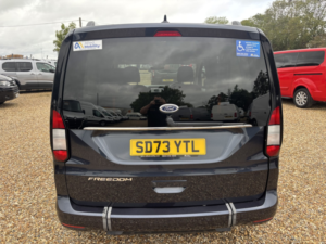 2023 Ford Tourneo Connect Wav Wheelchair Accessible Vehicle 2.0 Titanium in Blue — image 4