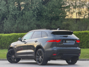 2016 Jaguar F-Pace 2.0 D180 R-Sport Auto AWD Euro 6 (s/s) 5dr in Grey — image 5