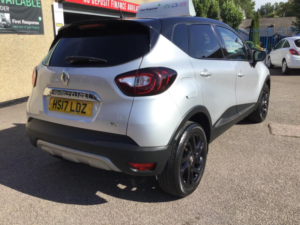 2017 Renault Captur 0.9 Tce Energy Dynamique S Nav Euro 6 (s/s) 5dr in Silver — image 3