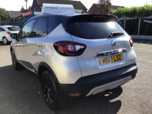 2017 Renault Captur 0.9 Tce Energy Dynamique S Nav Euro 6 (s/s) 5dr in Silver — image 4