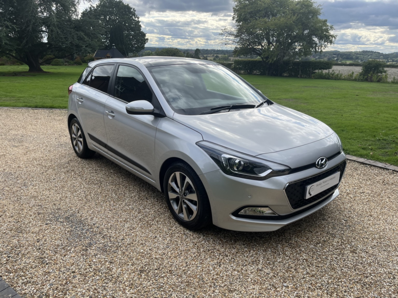 2018 Hyundai I20 1.4 I20 Prem Se Nav 1.4 A/t 100ps in Grey — image 1