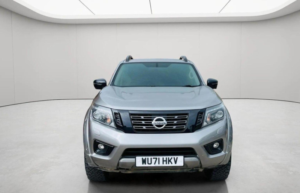 2021 Nissan Navara 2.3 Dci N-Guard Auto 4WD Euro 6 4dr in Grey — image 2