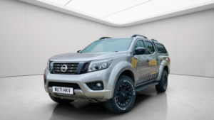 2021 Nissan Navara 2.3 Dci N-Guard Auto 4WD Euro 6 4dr in Grey — image 3