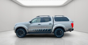 2021 Nissan Navara 2.3 Dci N-Guard Auto 4WD Euro 6 4dr in Grey — image 6