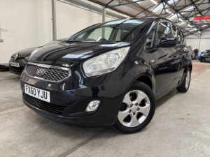 2010 Kia Venga 1.4 3 in Black — image 2