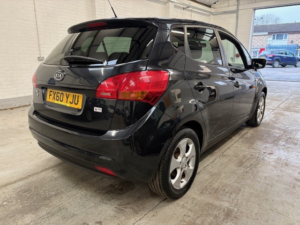 2010 Kia Venga 1.4 3 in Black — image 4