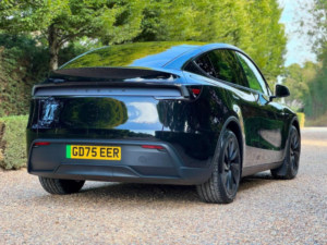 2026 Tesla Model Y 84.7kwh (dual Motor) Long Range Auto 4wde 5dr in Black — image 6