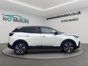 2020 Peugeot 3008 1.2 Puretech Gt Line Premium Eat Euro 6 (s/s) 5dr in White — image 3