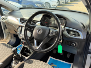 2018 Vauxhall Corsa 1.4i Ecotec Design Euro 6 5dr in Silver — image 3
