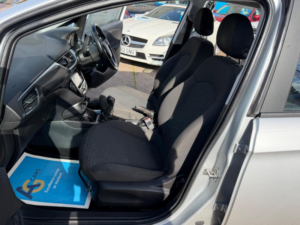 2018 Vauxhall Corsa 1.4i Ecotec Design Euro 6 5dr in Silver — image 4