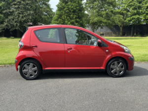 2011 Toyota Aygo 1.0 Vvt-I Ice in Red — image 5