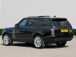 2019 Land Rover Range Rover 3.0 Sd V6 Autobiography SUV 5dr Diesel Auto 4WD Euro 6 (s/s) (275 Ps) in Black — image 5