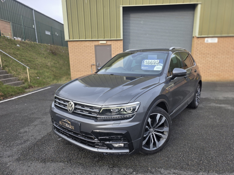 2017 Volkswagen Tiguan 2.0 Tdi R-Line in Grey — image 1