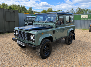 1990 Land Rover Defender 90 300tdi Engine Upgrade*nice Refurb*amazing Chassis in Green — image 2