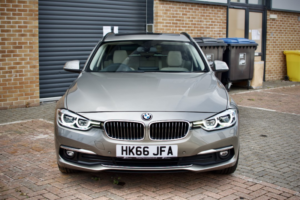 2016 BMW 3 Series 2.0 320d Xdrive Luxury Touring in Silver — image 5