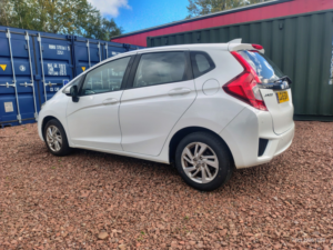 2016 Honda Jazz 1.3 I-Vtec Se in White — image 4