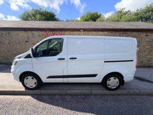 2019 Ford Transit Custom 2.0 320 Ecoblue Trend L1 H1 Euro 6 (s/s) 5dr in White — image 6