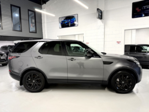 2019 Land Rover Discovery 3.0 Sd V6 Hse Auto in Grey — image 5