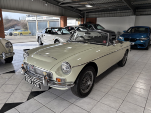 1968 MG Mgc    in White — image 3