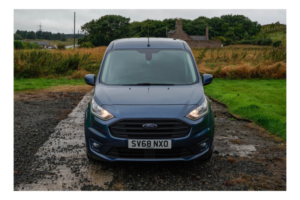 2018 Ford Transit Connect 1.5 200 Ecoblue Limited in Blue — image 4