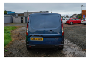 2018 Ford Transit Connect 1.5 200 Ecoblue Limited in Blue — image 5