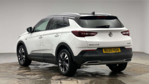 2020 Vauxhall Grandland X 1.2 Turbo Sri Nav in White — image 3