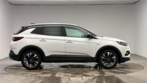 2020 Vauxhall Grandland X 1.2 Turbo Sri Nav in White — image 4