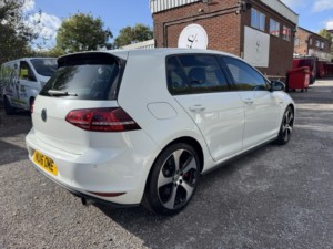 2016 Volkswagen Golf 2.0 Tsi Bluemotion Tech Gti Performance in White — image 3