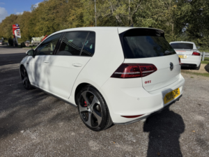 2016 Volkswagen Golf 2.0 Tsi Bluemotion Tech Gti Performance in White — image 5
