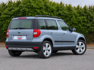 2010 Skoda Yeti 1.2 Tsi Automatic in Grey — image 6
