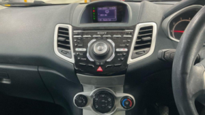 2011 Ford Fiesta 1.4 Zetec 5dr in Black — image 4