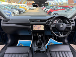 2017 Skoda Superb 2.0 Tdi Laurin & Klement Euro 6 (s/s) 5dr in Blue — image 2