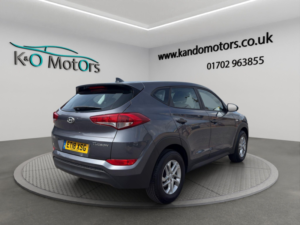2018 Hyundai Tucson 1.7 Crdi Blue Drive S Euro 6 (s/s) 5dr in Grey — image 6