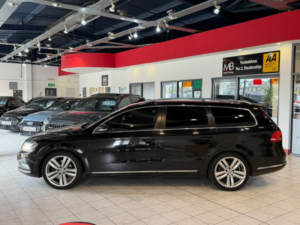 2014 Volkswagen Passat 2.0 Tdi Bluemotion Tech Executive Style in Black — image 6