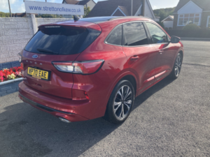 2020 Ford Kuga 1.5 T Ecoboost St-Line X Edition in Red — image 2