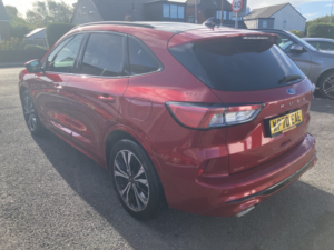 2020 Ford Kuga 1.5 T Ecoboost St-Line X Edition in Red — image 4