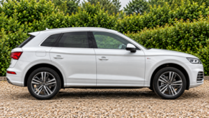 2019 Audi Q5 2.0 Tdi 40 S Line in White — image 3
