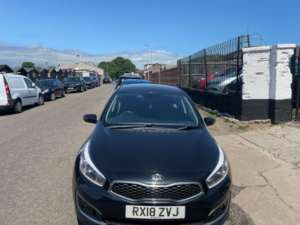 2018 Kia Ceed 1.6l 2 Isg Hatchback 5dr Petrol Manual Euro 6 (133 Bhp) in Black — image 2