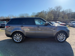 2014 Land Rover Range Rover Sport 3.0 Sd V6 Hse SUV 5dr Diesel Auto 4WD Euro 5 (s/s) (292 Ps) in Grey — image 2