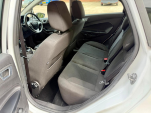 2015 Ford Fiesta 1.25 Zetec Euro 6 5dr in White — image 6
