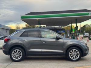 2025 Volkswagen T-Roc 1.5 Tsi Match Euro 6 (s/s) 5dr in Grey — image 3