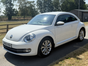 2013 Volkswagen Beetle 1.4 Tsi Design in White — image 4
