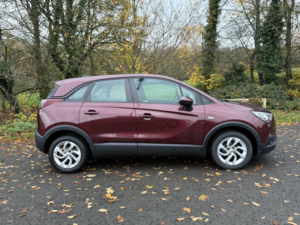 2018 Vauxhall Crossland X 1.6 Turbo D Ecotec Se SUV 5dr Diesel Manual Euro 6 (s/s) (99 Ps) in Red — image 2