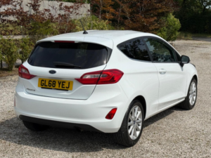 2018 Ford Fiesta 1.0 T Ecoboost Titanium in White — image 3