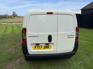 2017 Peugeot Bipper 1.3 Hdi Professional in White — image 6