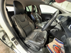 2012 Volvo V60 1.6 T4 R-Design Lux Nav Powershift Euro 5 5dr in White — image 4