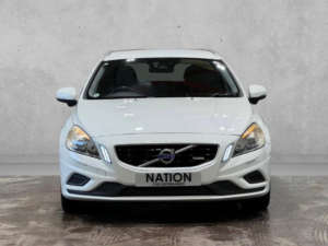 2012 Volvo V60 1.6 T4 R-Design Lux Nav Powershift Euro 5 5dr in White — image 5