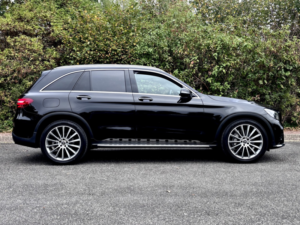 2018 Mercedes-Benz Glc 2.0 Glc250 Amg Line in Black — image 4
